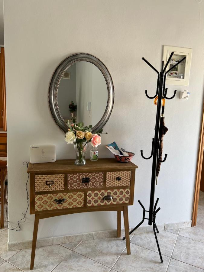 Apartment Efi Néa Péramos エクステリア 写真